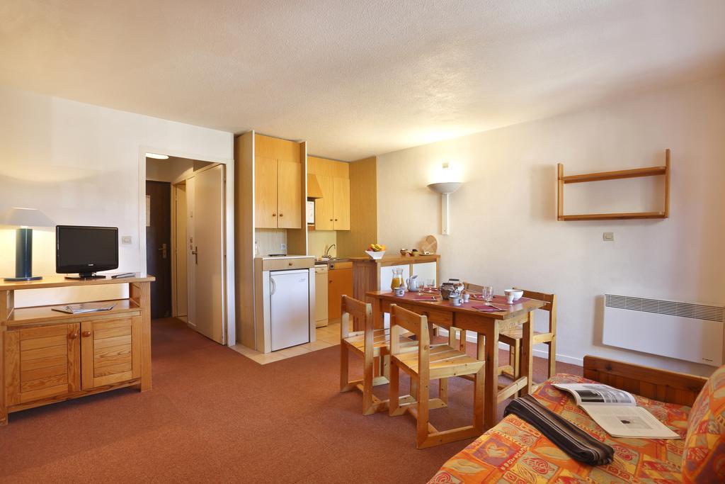 Les Balcons Du Soleil Aparthotel Font-Romeu-Odeillo-Via Exterior photo