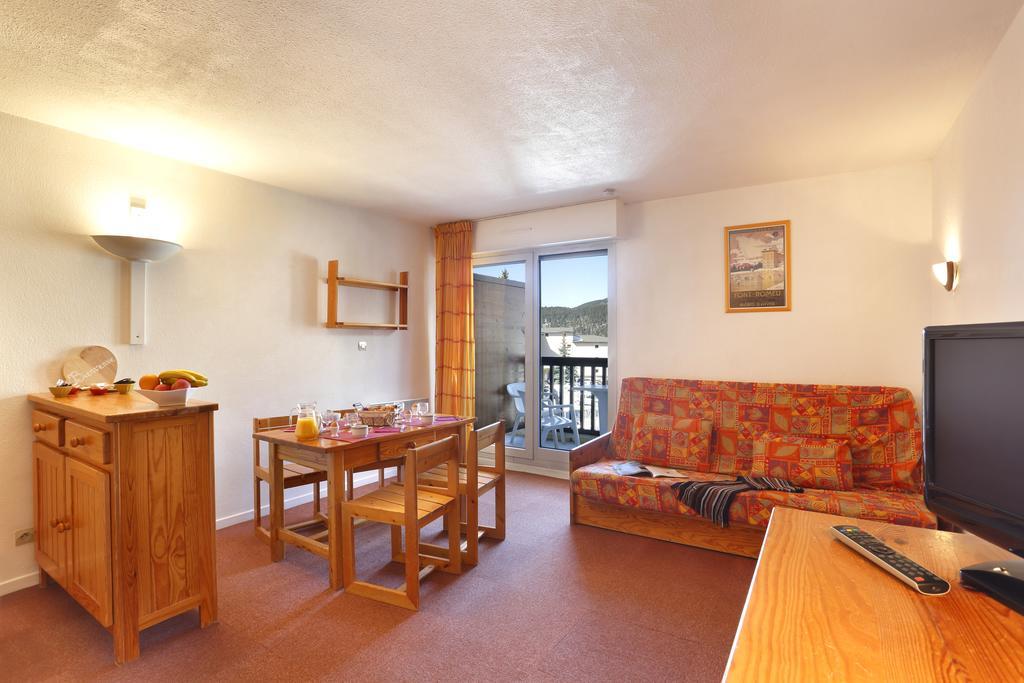 Les Balcons Du Soleil Aparthotel Font-Romeu-Odeillo-Via Exterior photo
