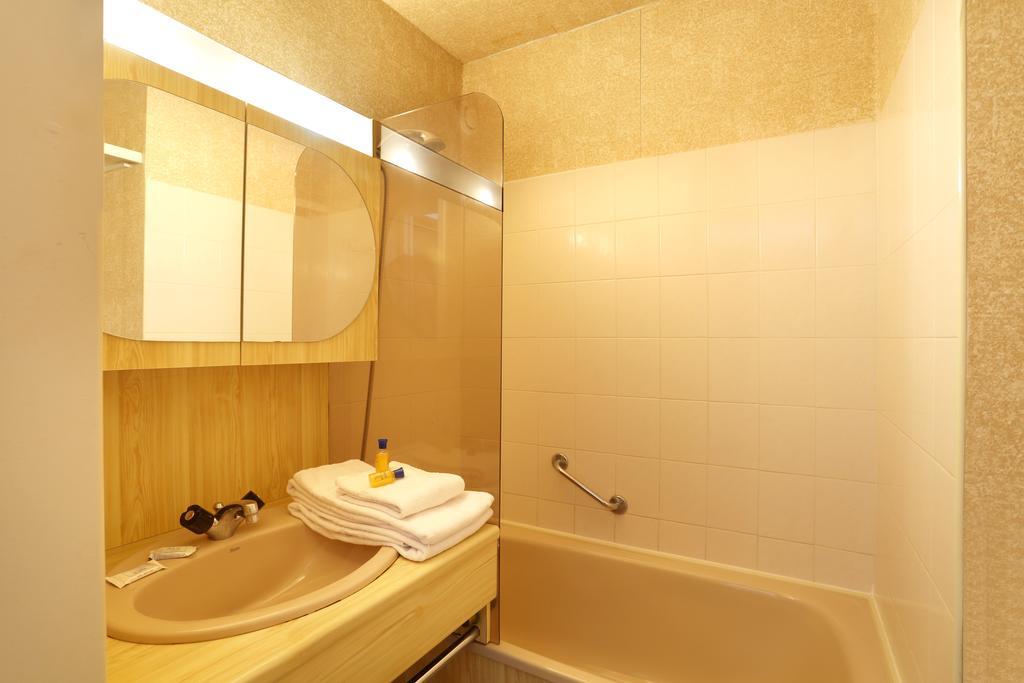 Les Balcons Du Soleil Aparthotel Font-Romeu-Odeillo-Via Exterior photo