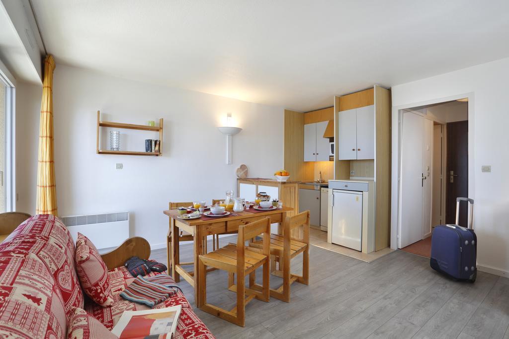 Les Balcons Du Soleil Aparthotel Font-Romeu-Odeillo-Via Exterior photo